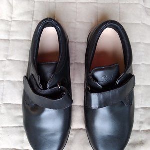 BLACK STRIDE LITE TM SHOES WOS-7 OX=MENS-6.OW